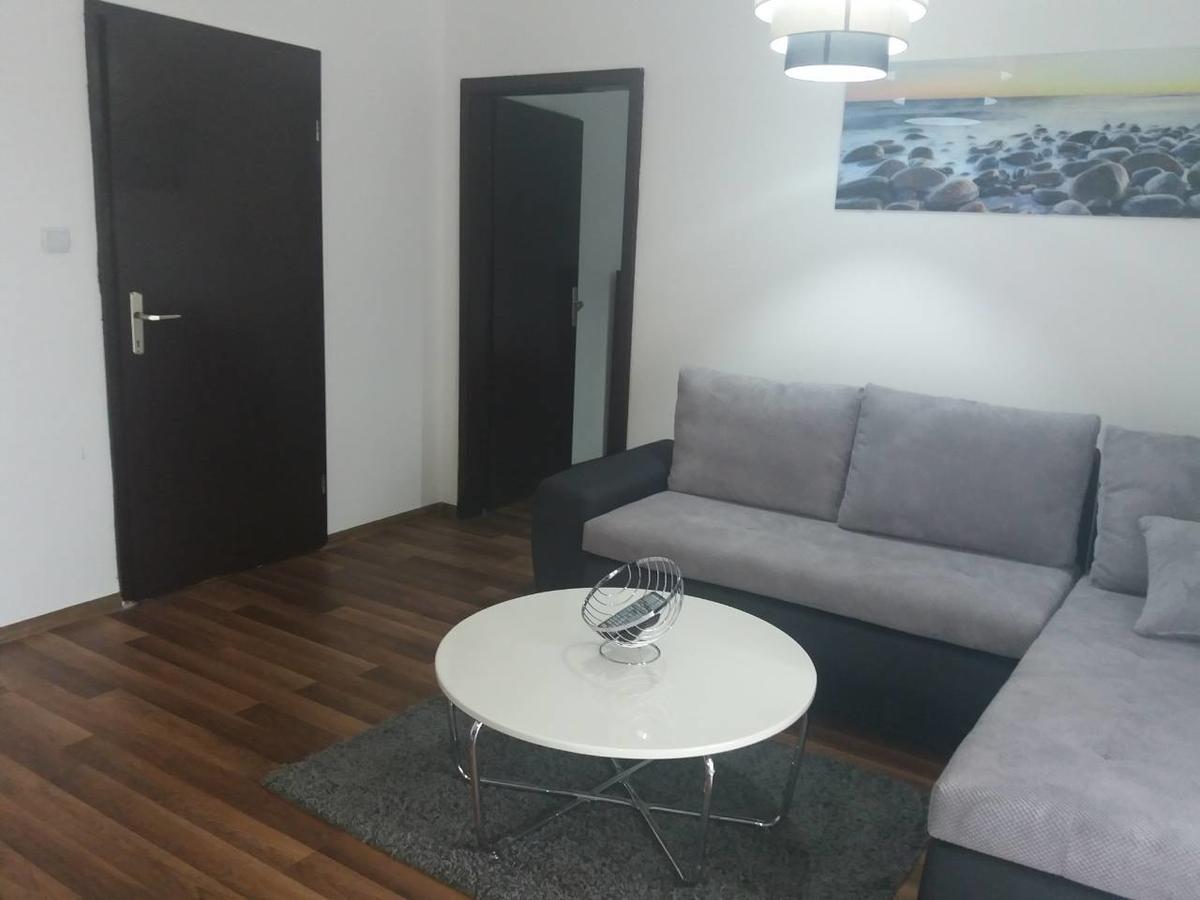 Rose Ann Apartment *